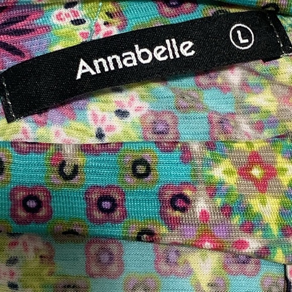 Women’s Annabelle Bell Sleeve Blouse Size Large EUC - Picture 8 of 9